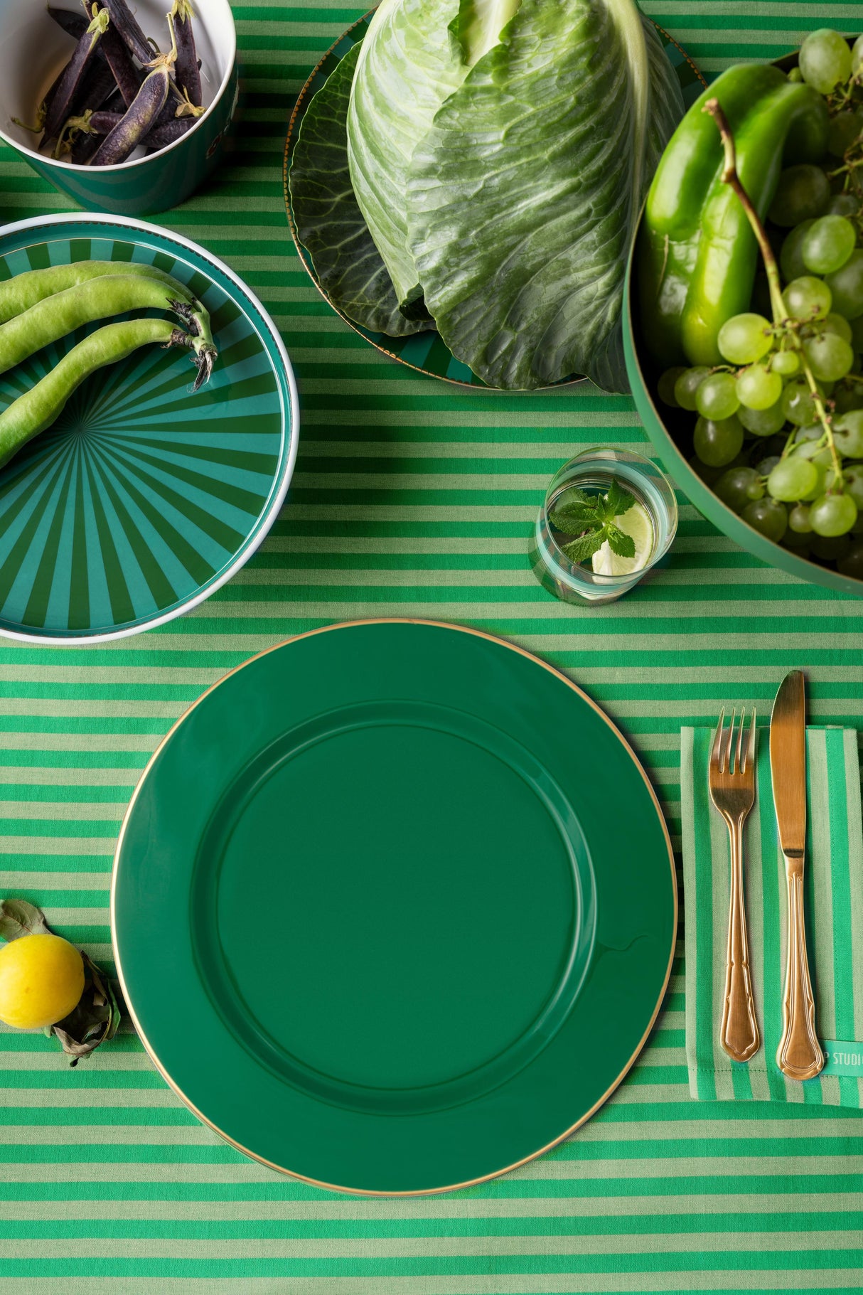 Metal Plate Dark Green 32cm | 51.001.458