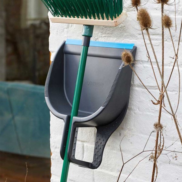 Yard Step-On Dustpan | 8816018