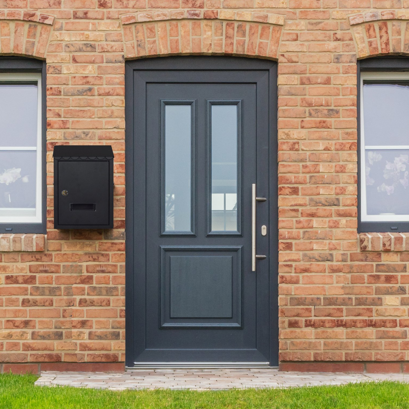 PostPlus Townhouse Postbox – Gloss Black | DEV766845