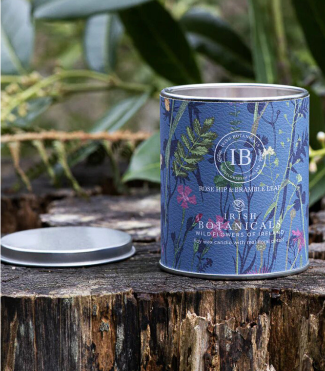Irish Botanicals Wildflowers Rosehip & Bramble Leaf Tin Candle | IBW-RBL-TIN