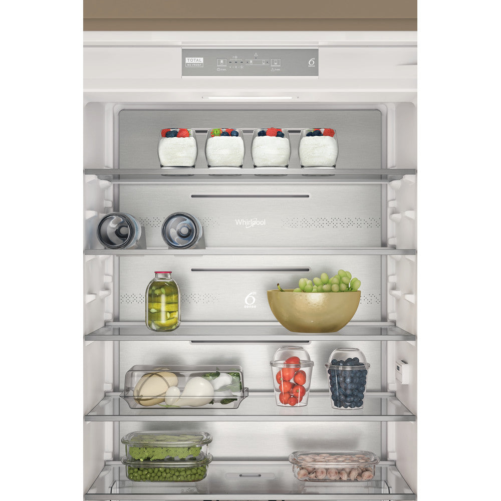 Whirlpool 70cm Integrated 70/30 Fridge Freezer | WHSP70T122UK
