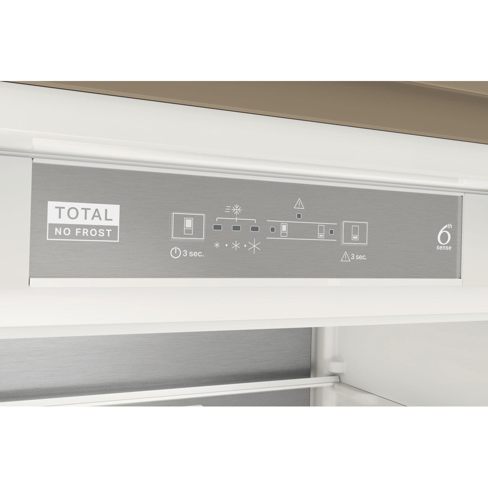 Whirlpool 70cm Integrated 70/30 Fridge Freezer | WHSP70T122UK