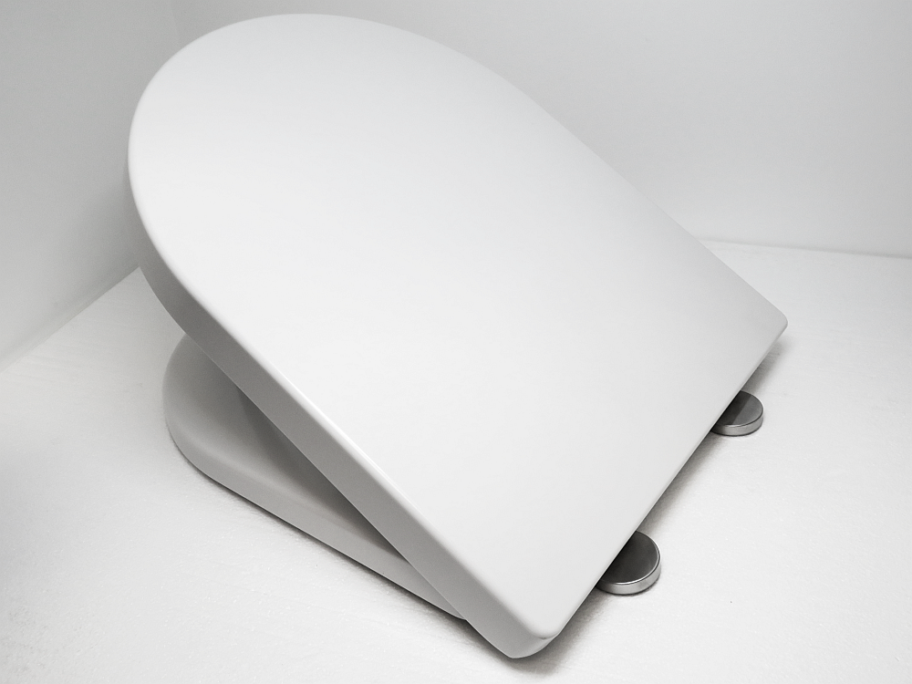 Saturn D Shaped Soft Close Toilet Seat│BR03