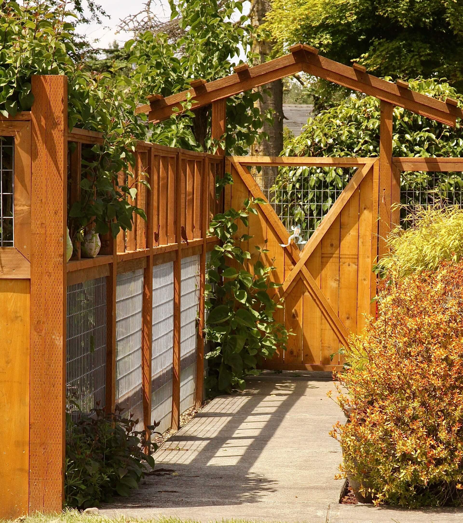 Gates & Hardware