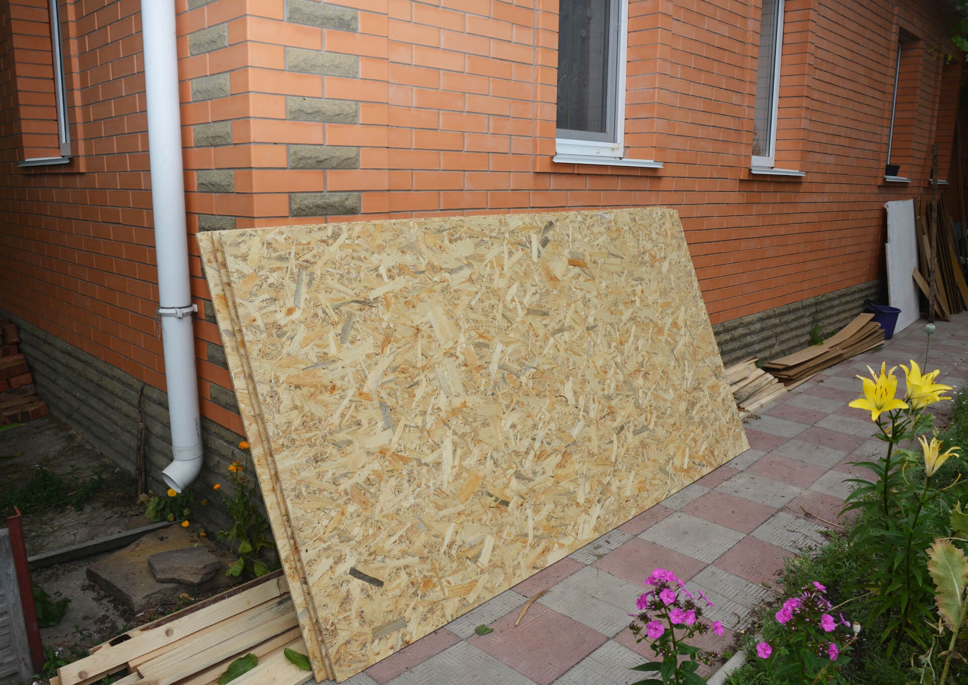 Oritented Stand Board (OSB)