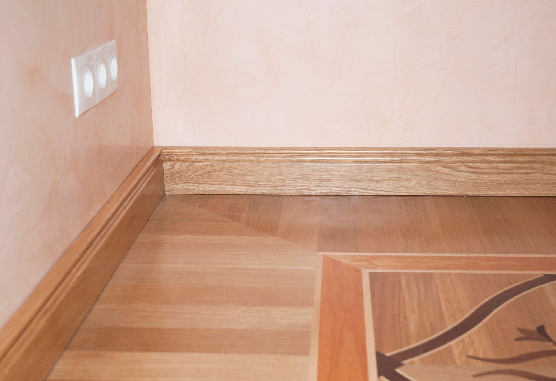 Skirtings