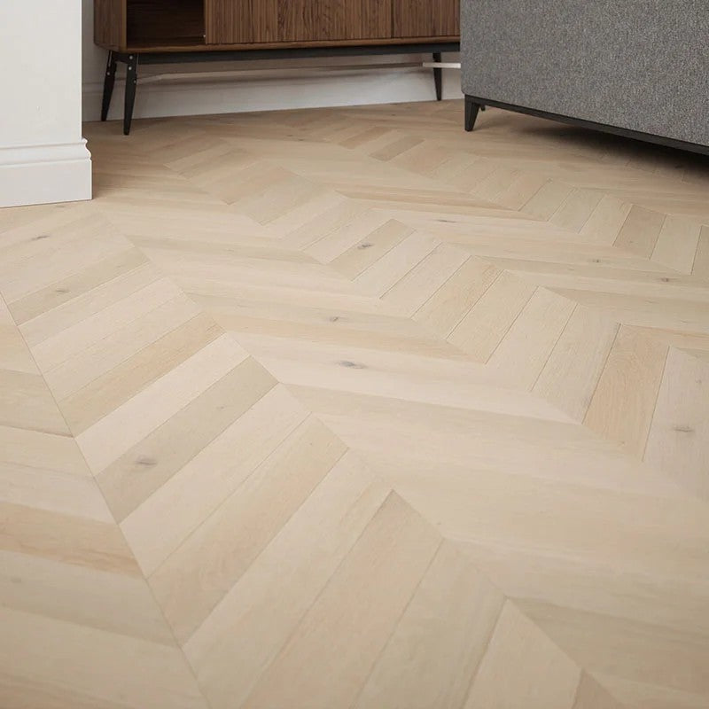 Chevron Mountain Chalk Oak Engineered Flooring 90mm | 1474