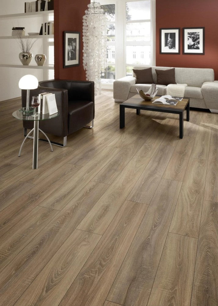 Milan Oak Laminate Flooring AC5 | 2078