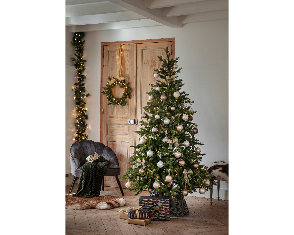 Allison Pine 10ft Tree | 689834