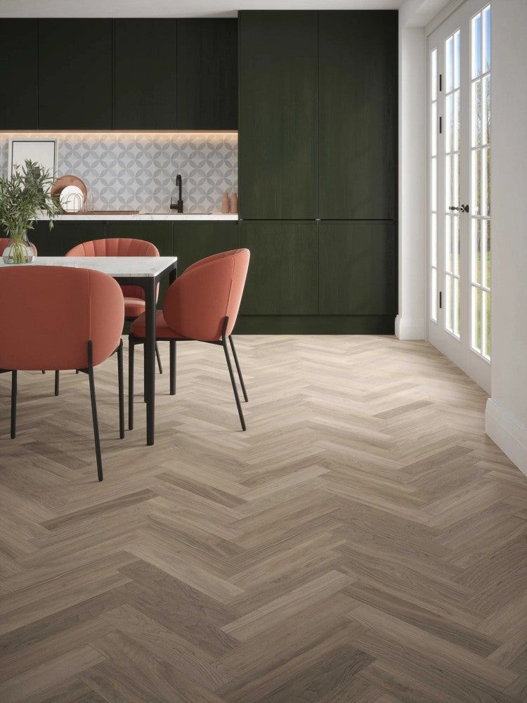 Herringbone Tartas Oak Laminate Flooring AC4 | 9054