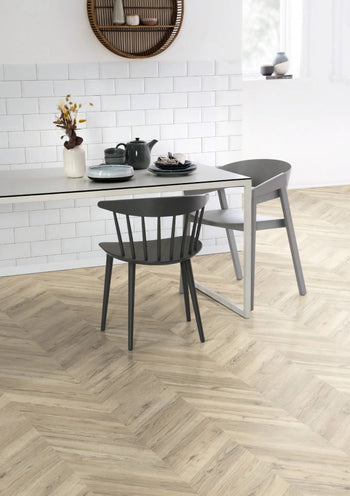 Rillington KS Oak Light Laminate Flooring AC4 | EPL011