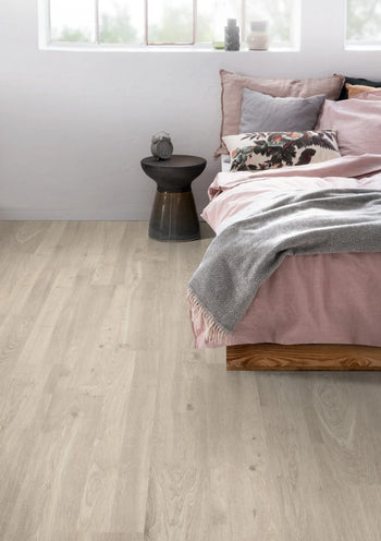 Corton White Oak Laminate Flooring AC3 | EPL051