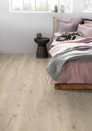 Murom Oak Laminate Flooring AC4 | EPL139-2