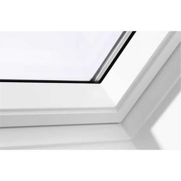 Velux Centre Pivot, Manual, White, 70Pane, 78x118cm | GGLMK062070