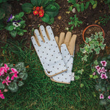 Wrendale Bee Garden Gloves | GR010W