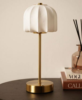 Hestia Usb Touch Lamp Scalloped Shade - Bronze | HE2842
