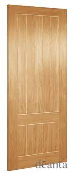 HP38 Traditional Style Oak Door