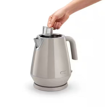 DeLonghi Eclettica 1.7L Rapid Boil Kettle - Beige | KBY3001.BG