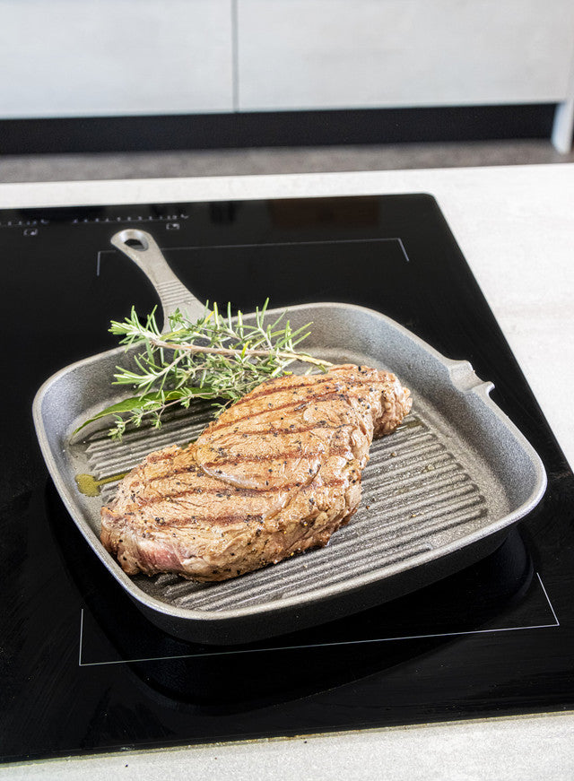 KitchenCraft Cast Iron Square Grill Pan, 23cm | KCCISQ
