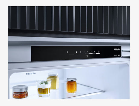 Miele Active Integrated Fridge Freezer | KDN7724E
