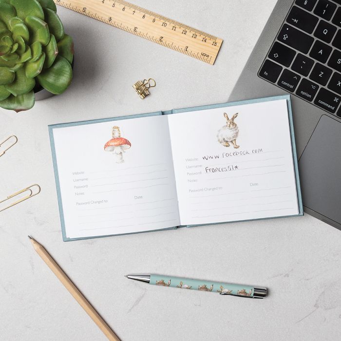 Snug as a Cub' - Fox Password Book | PWB004