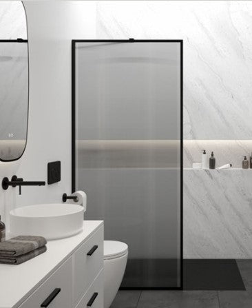 MIRAGE 1000mm Matt Black Frame with Fluted Glass | USE00141