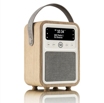 VQ Monty Dab+ & FM Radio - Oak | VQMONTYOK