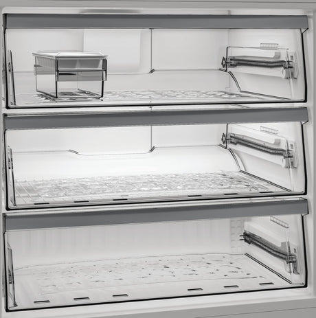 Whirlpool 83cm Frost Free Fridge Freezer - Stainless Steel | WHK26613X5UK