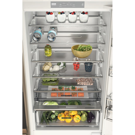 Whirlpool 70cm Integrated 70/30 Fridge Freezer | WHSP70T122UK