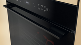Whirlpool W7 Pyroclean Built-In Electric Single Oven - Black | WOI78FPT1SBA