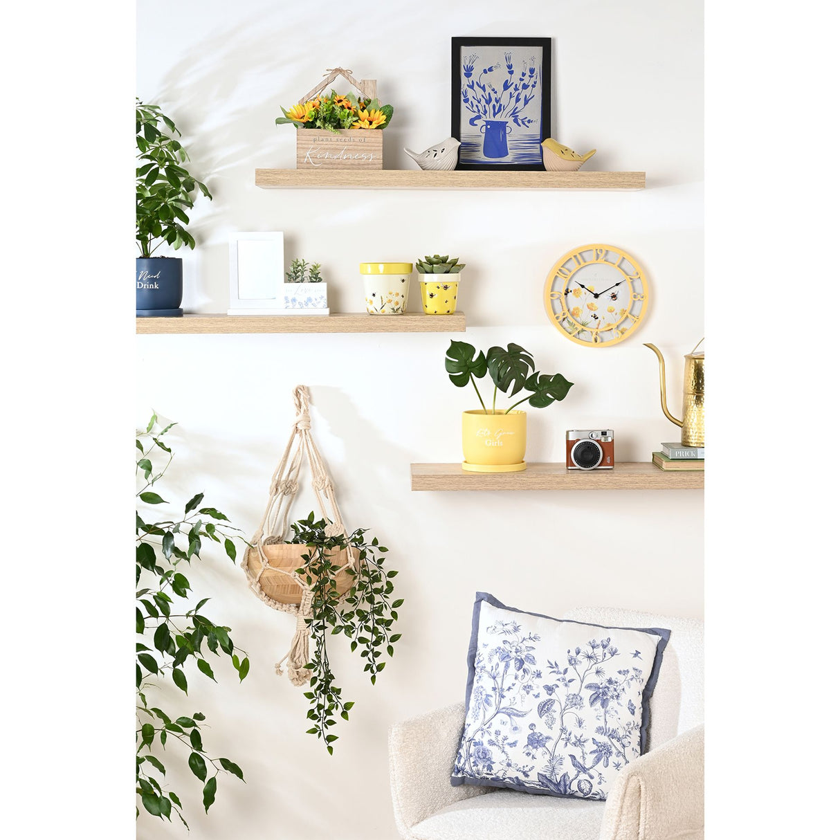 Country Living Set Of 2 Planters - Bees | CL1365