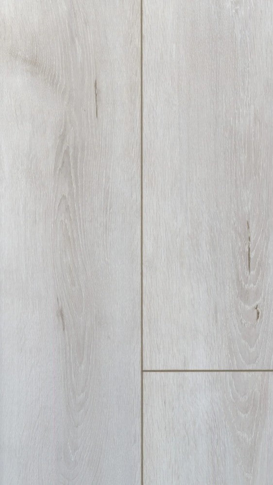Icelandic Plank Oak Laminate Flooring AC4 | 0012
