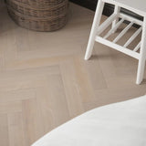 Herringbone Larissa Oak Laminate Flooring AC4 | 9045