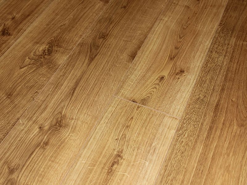 Dynamic Plank Irish Oak Laminate Flooring AC4 | C1411005