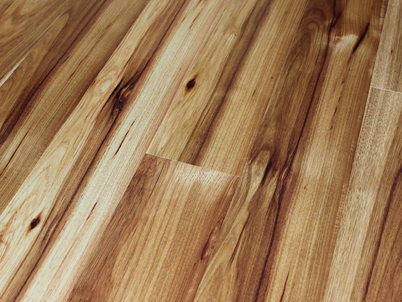Metro High Shine Plank Tirana Hickory Laminate Flooring AC4 | C1813003