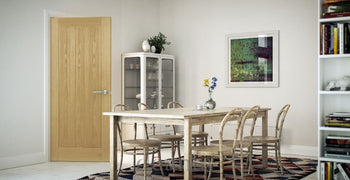 HP22 Traditional Style Oak Door